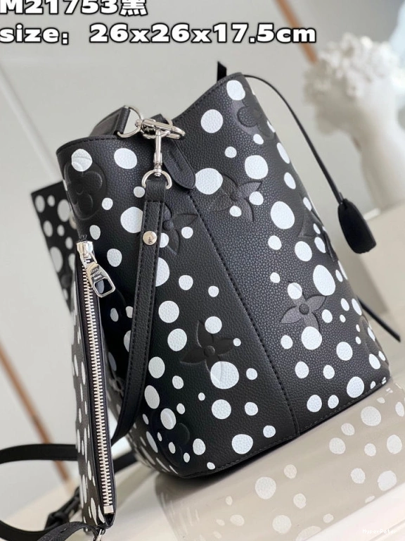 NÉONOÉ VUITTON LOUIS 0723